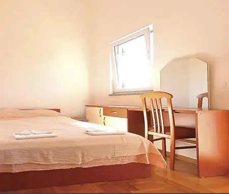 Mia Apartmán